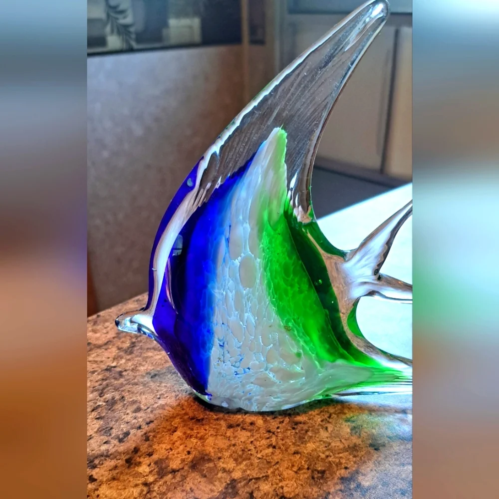 Beautiful Fish Paperweight Blown Glass Figurine Fused Colored Glass